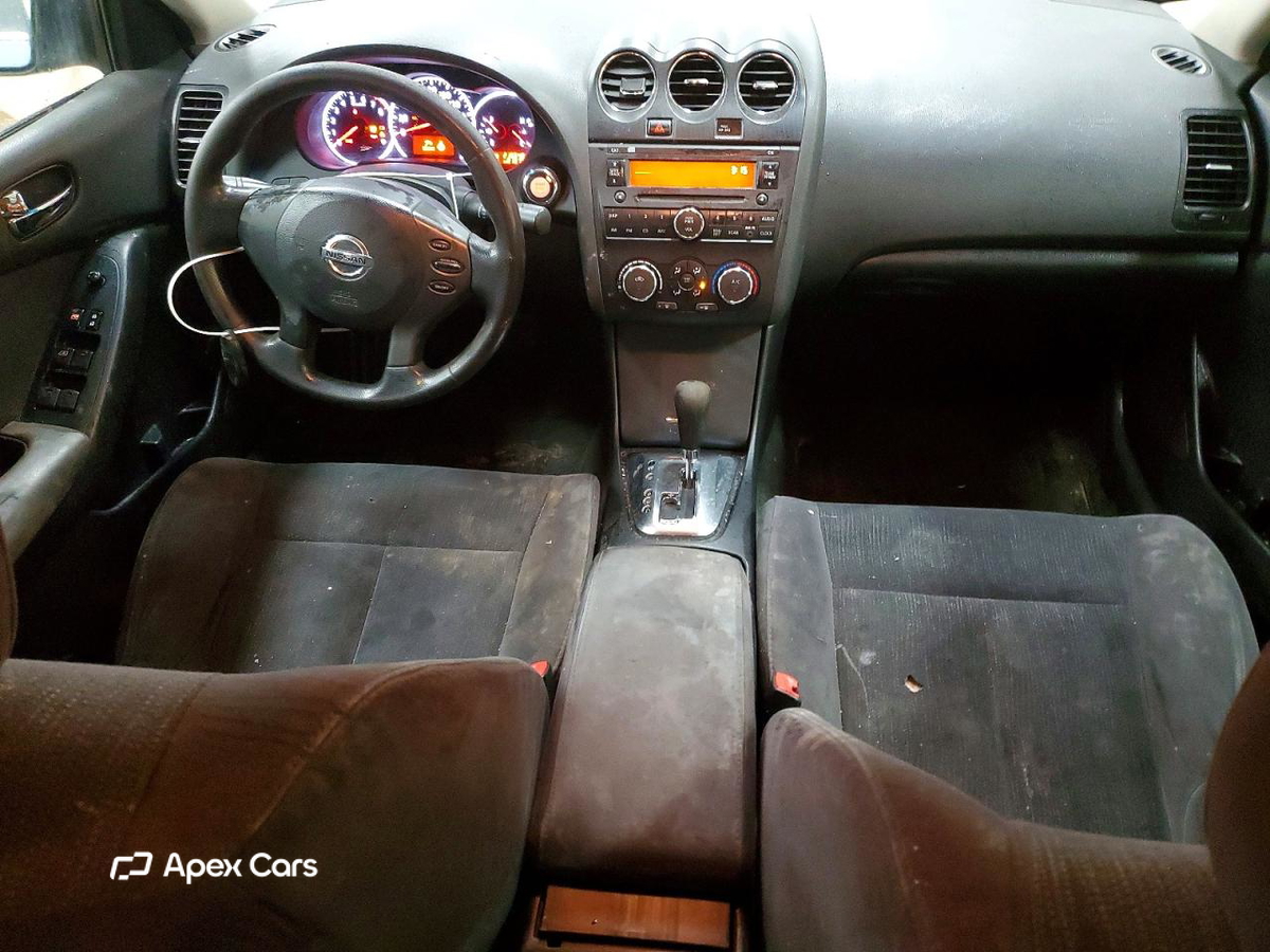 Nissan Altima 2012