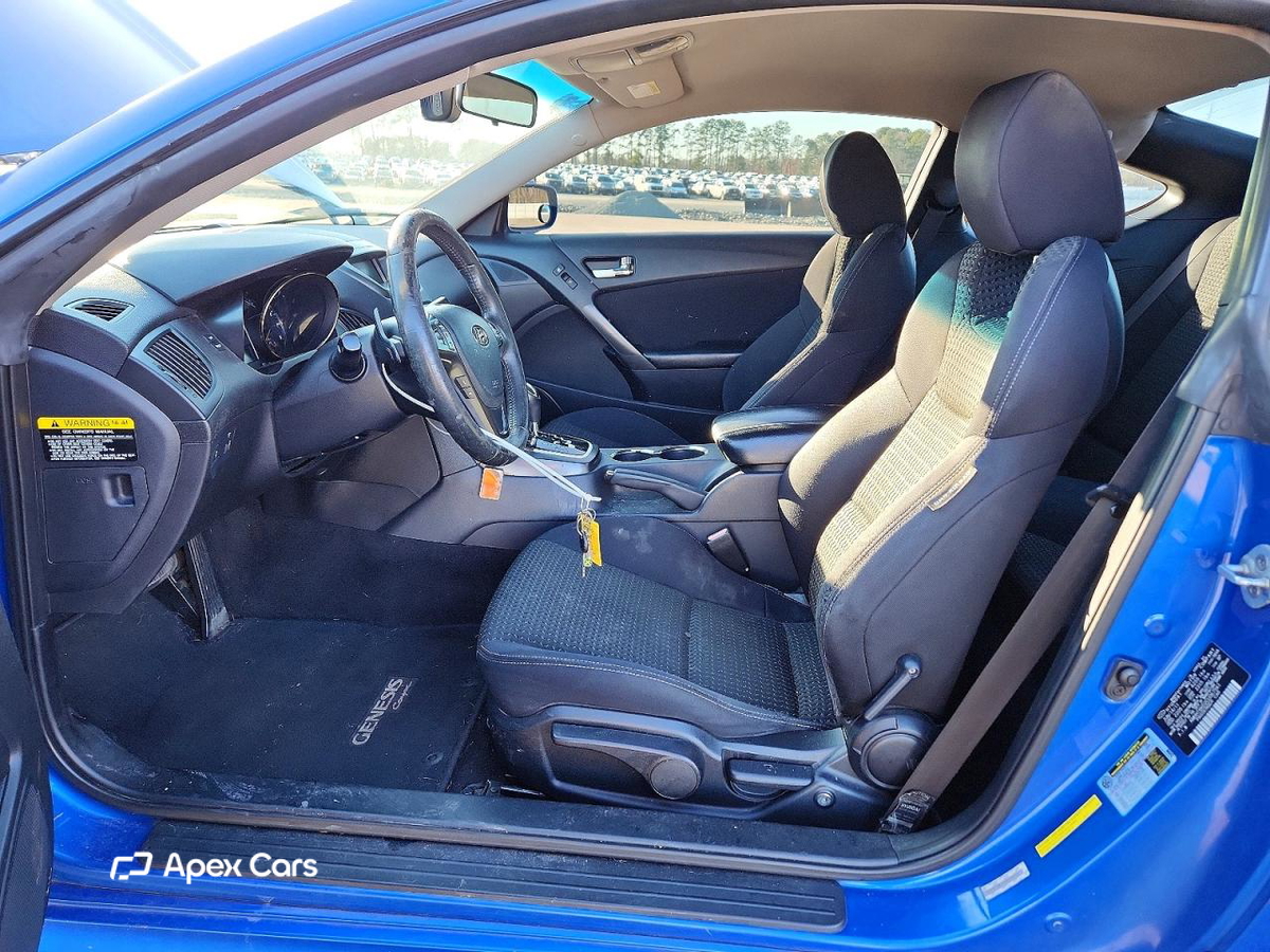 Hyundai Genesis 2012