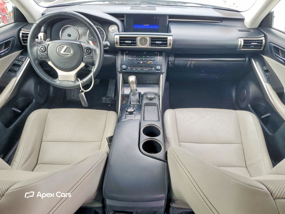 Lexus IS 2014