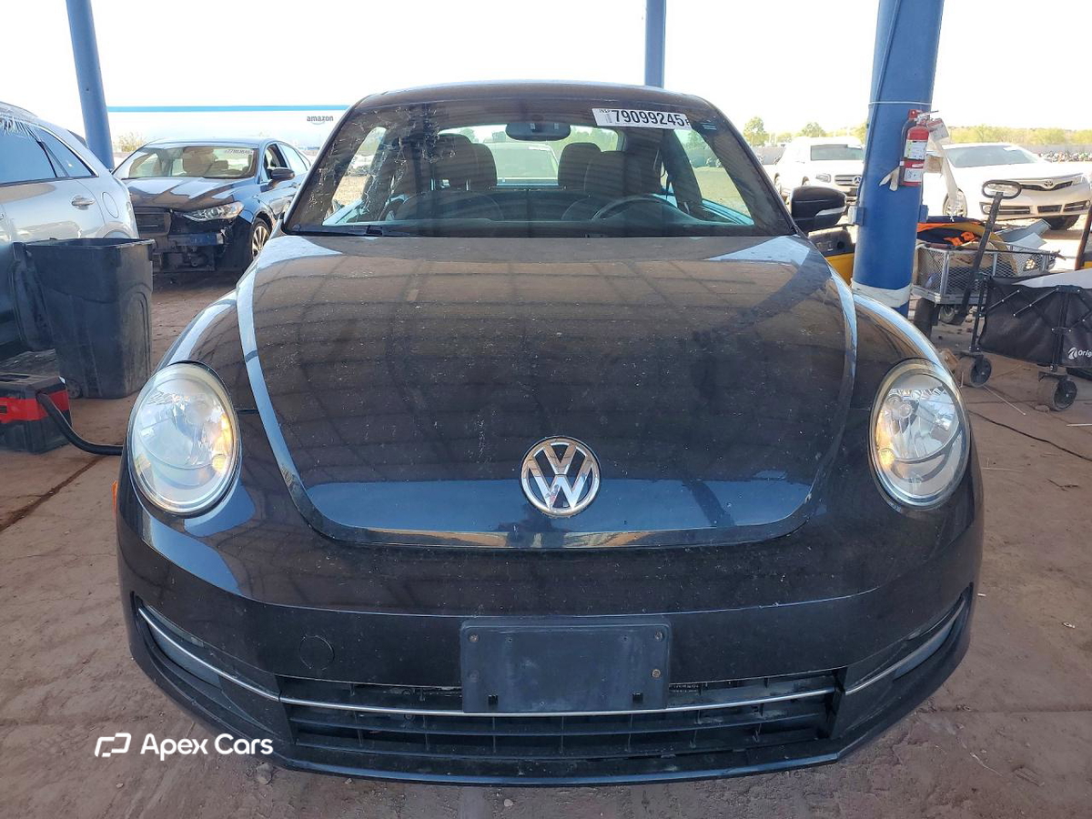 Volkswagen Beetle 2012