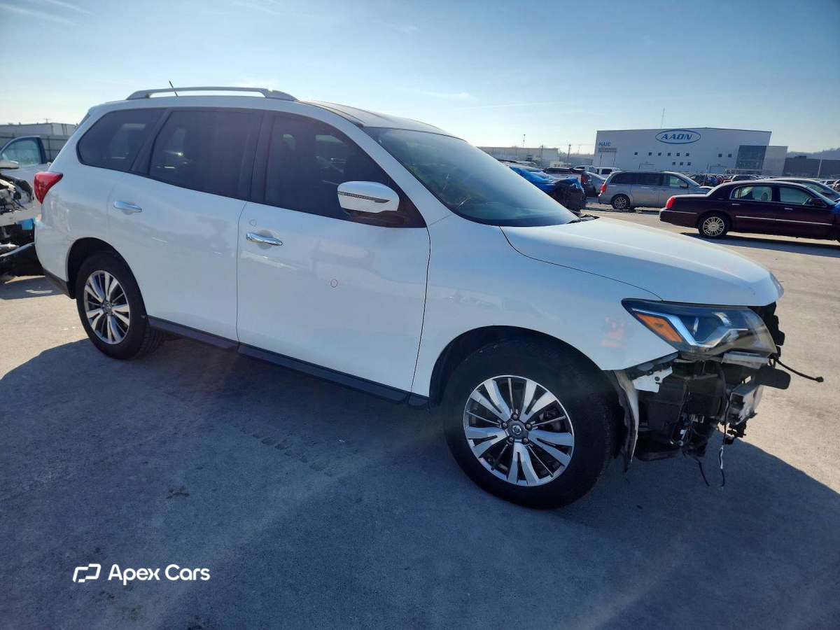 Nissan Pathfinder 2018