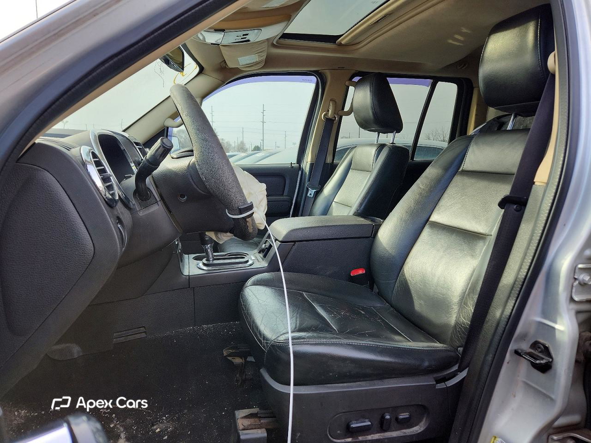 Ford Explorer 2010