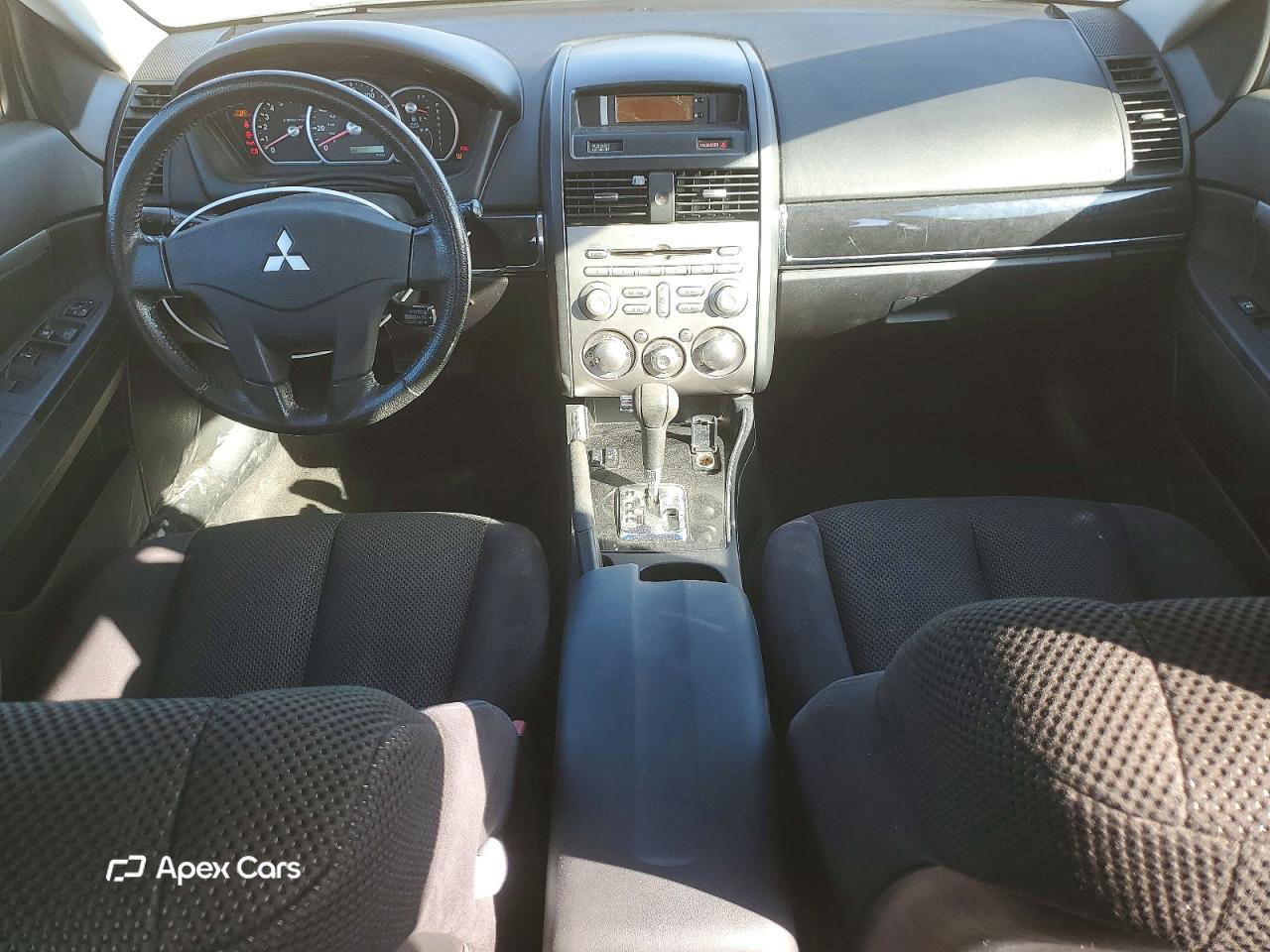 Mitsubishi Galant 2009