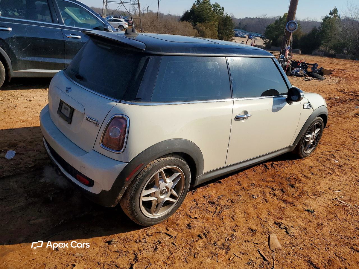 MINI Cooper 2010
