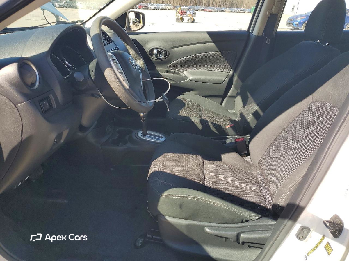 Nissan Versa 2018