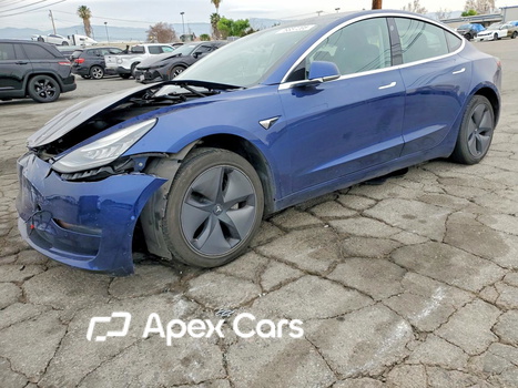 Tesla Model 3 2019 - Image 1 of 13