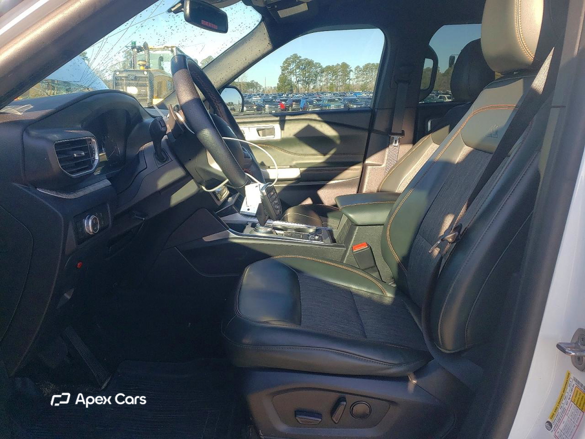 Ford Explorer 2023