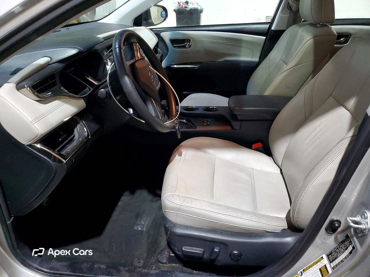 Toyota Avalon 2013