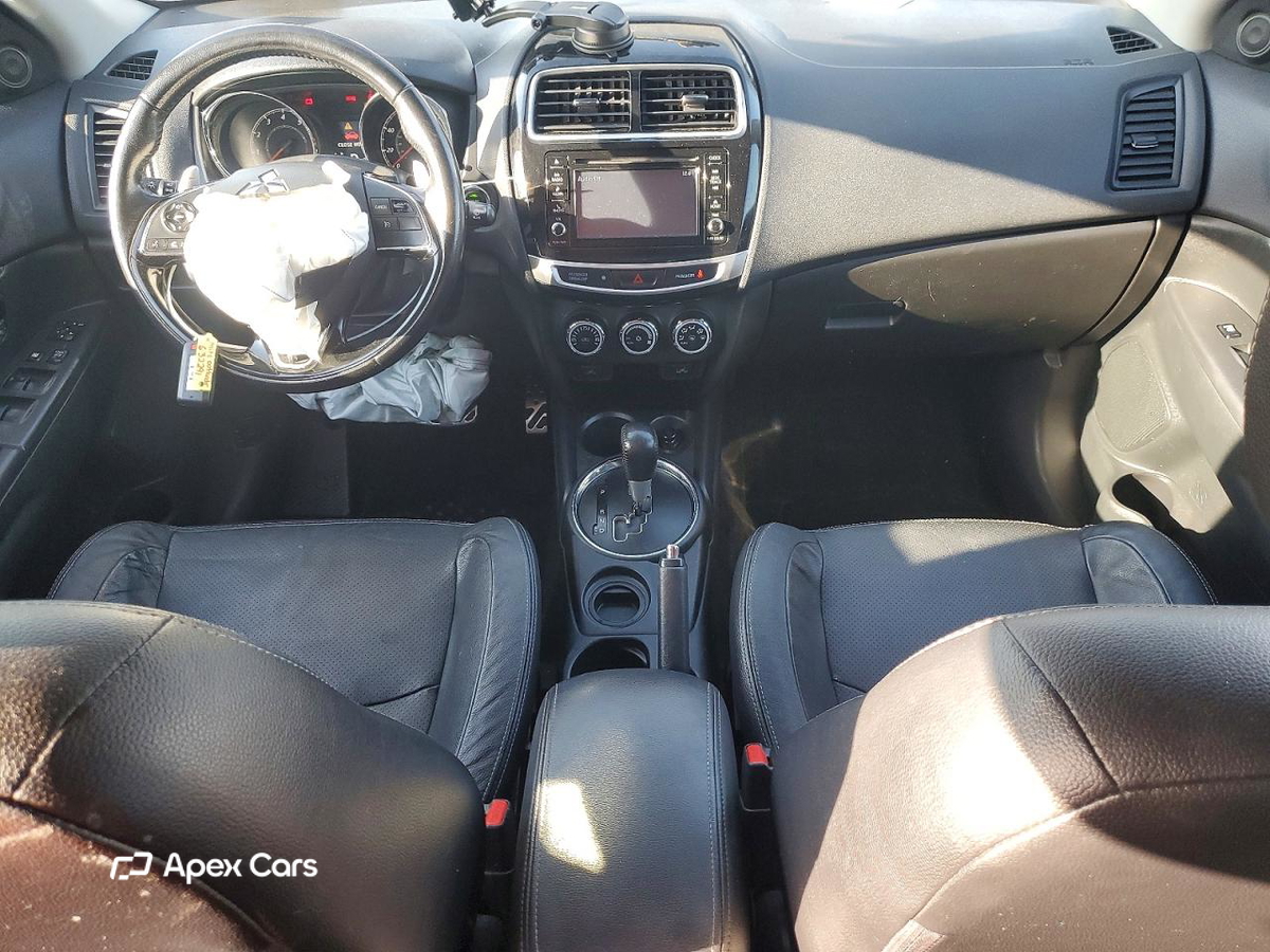 Mitsubishi Outlander 2016