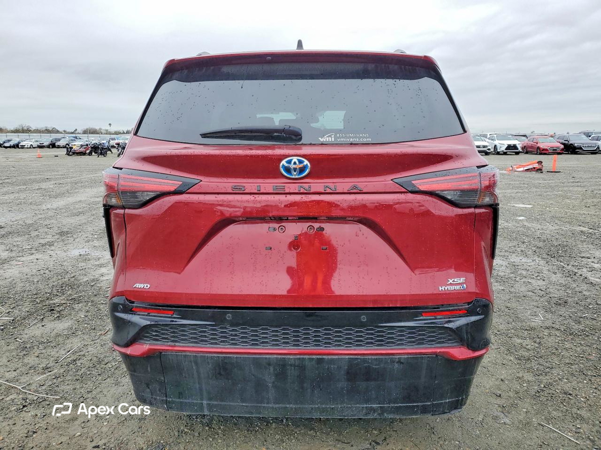 Toyota Sienna 2023
