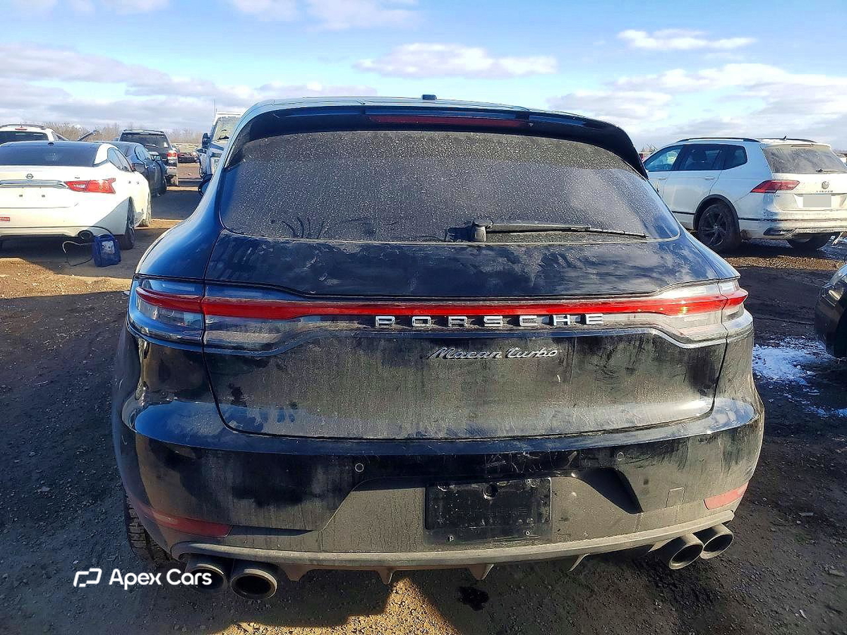 Porsche Macan 2021