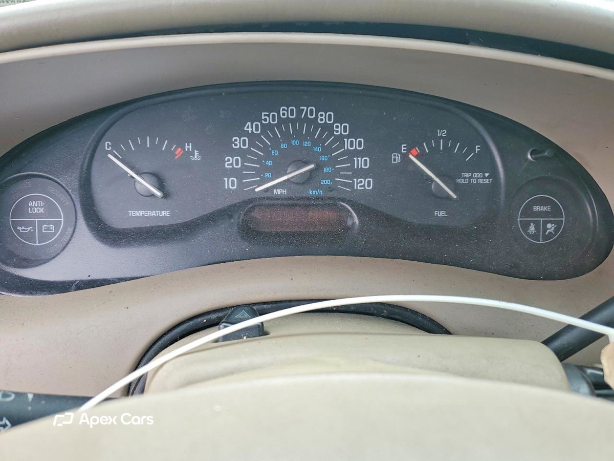 Buick Century 2005