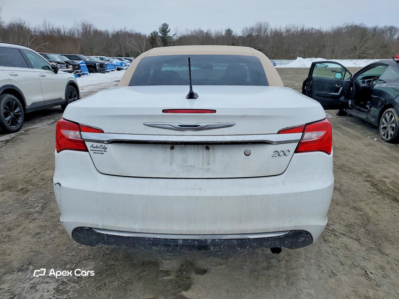 Chrysler 200 2011