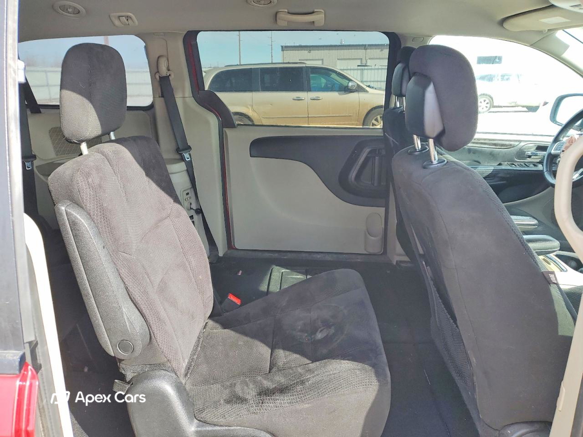 Dodge Caravan 2015