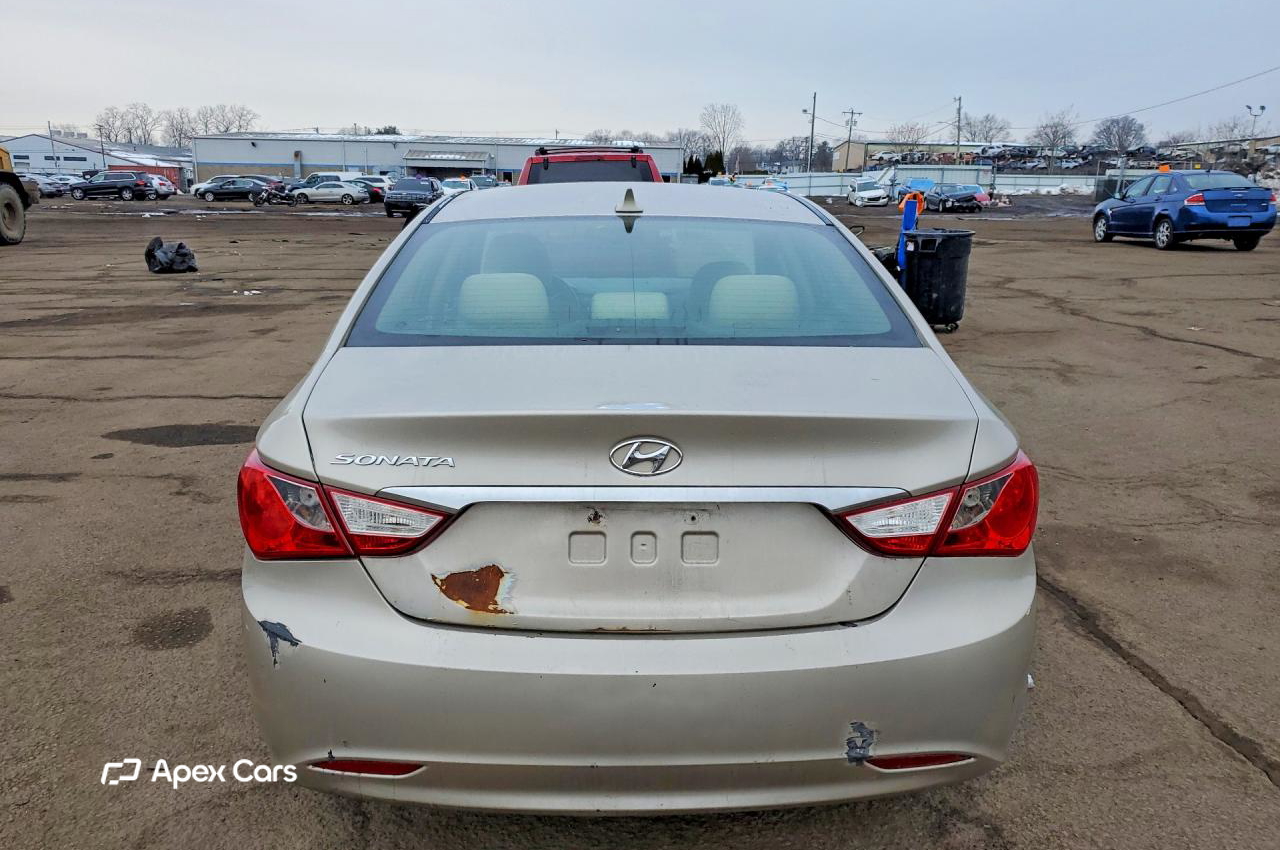 Hyundai Sonata 2011