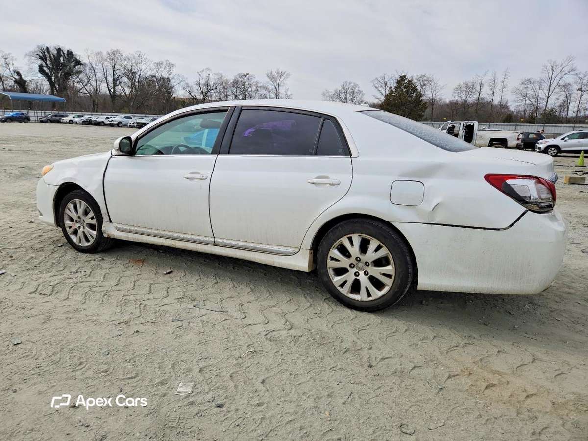 Toyota Avalon 2012