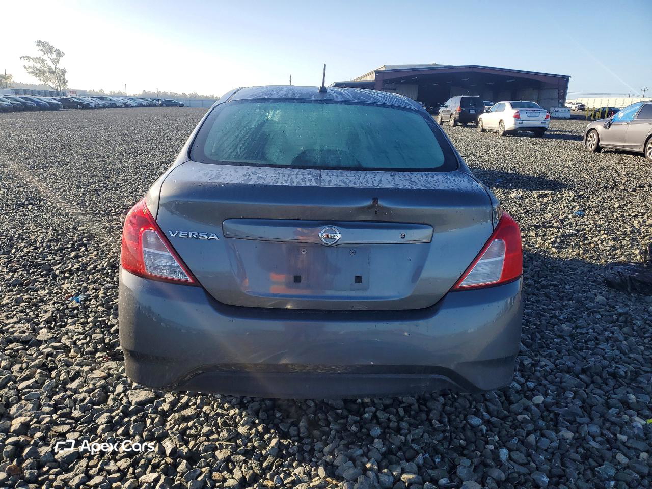Nissan Versa 2016