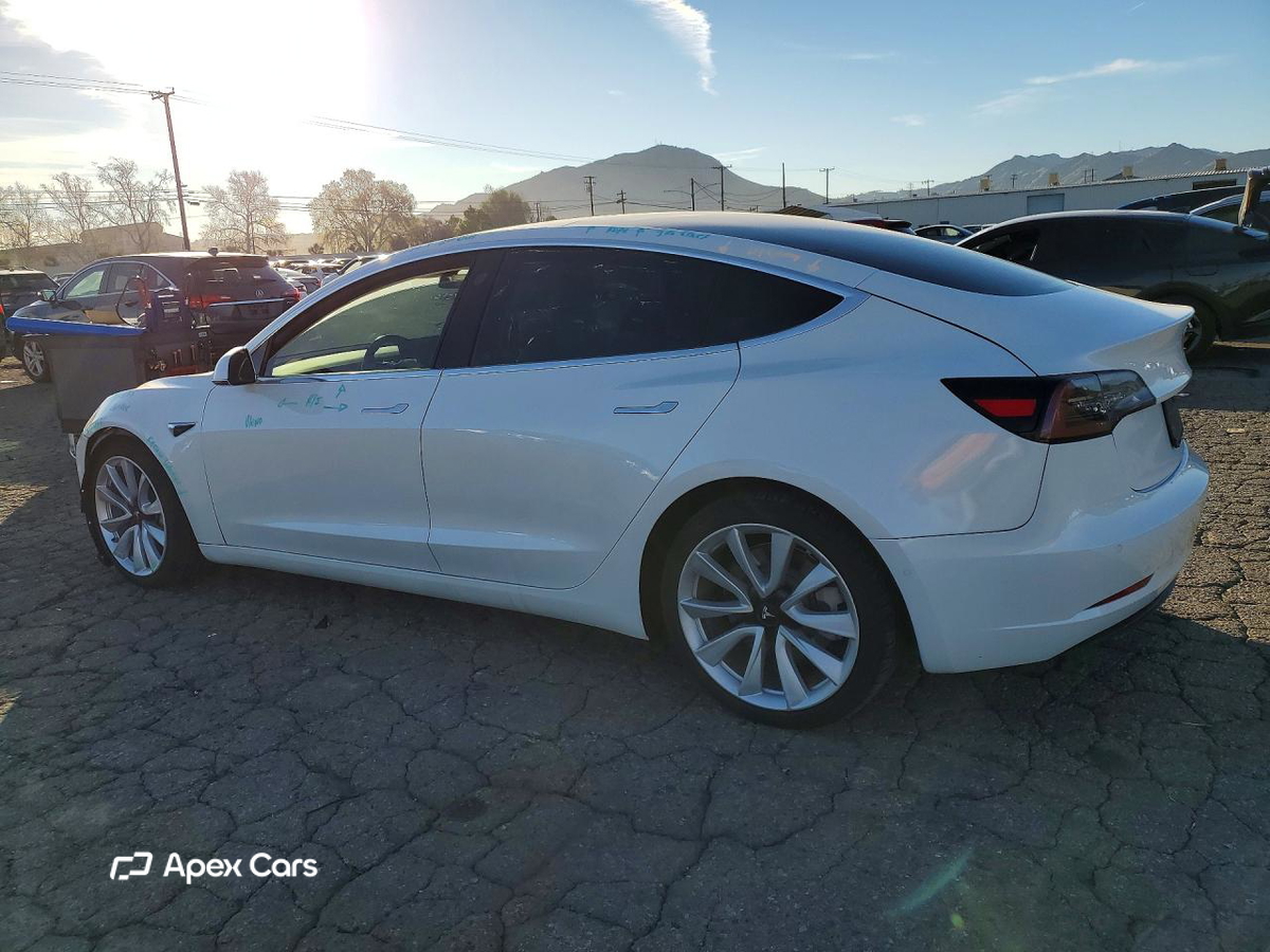 Tesla Model 3 2020