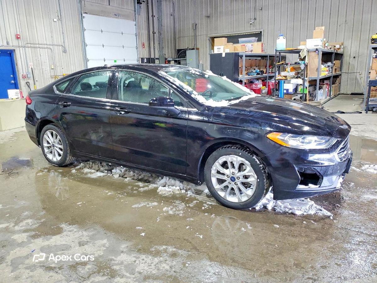 Ford Fusion 2020