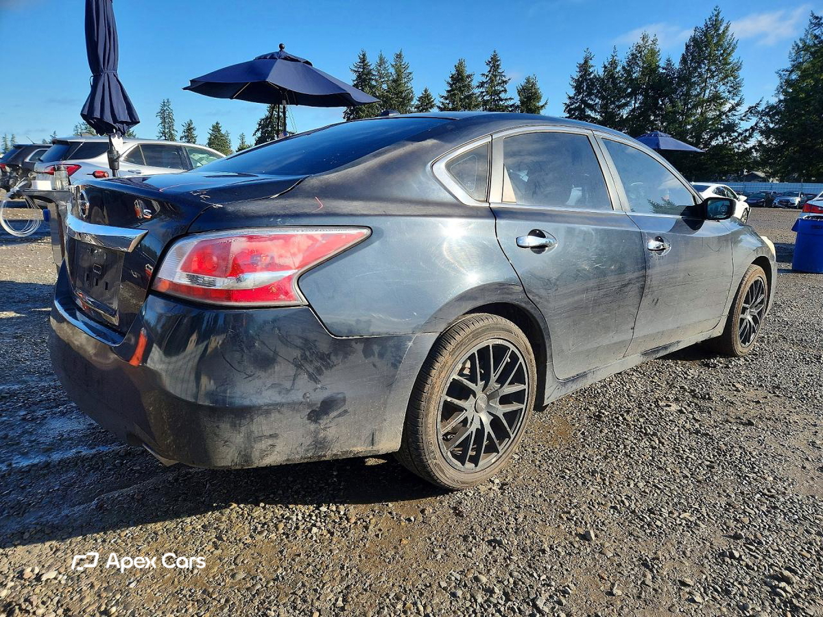 Nissan Altima 2015