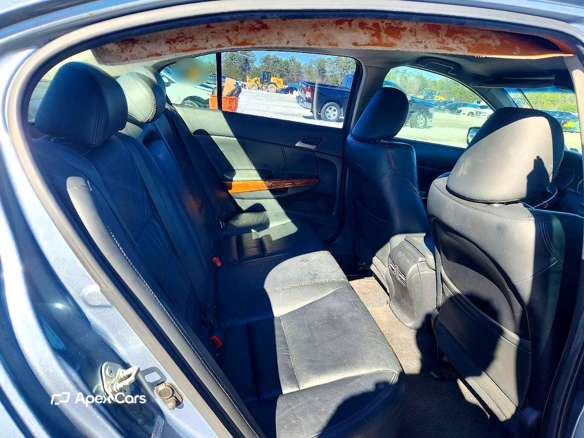 Honda Accord 2011