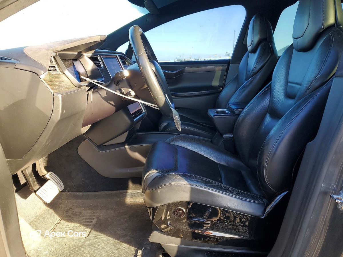 Tesla Model X 2016