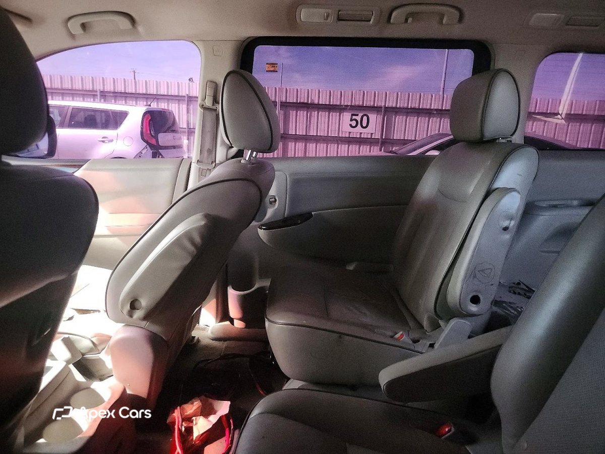 Nissan Quest 2011