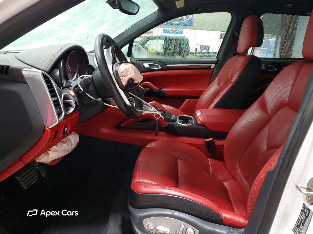 Porsche Cayenne 2016
