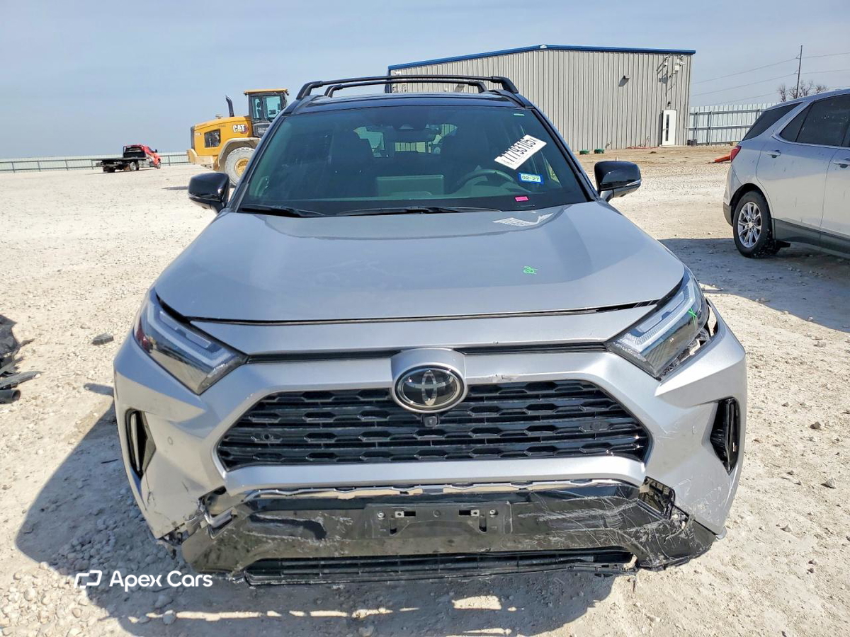 Toyota RAV 4 2025