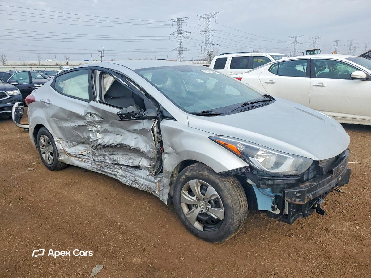 Hyundai Elantra 2016