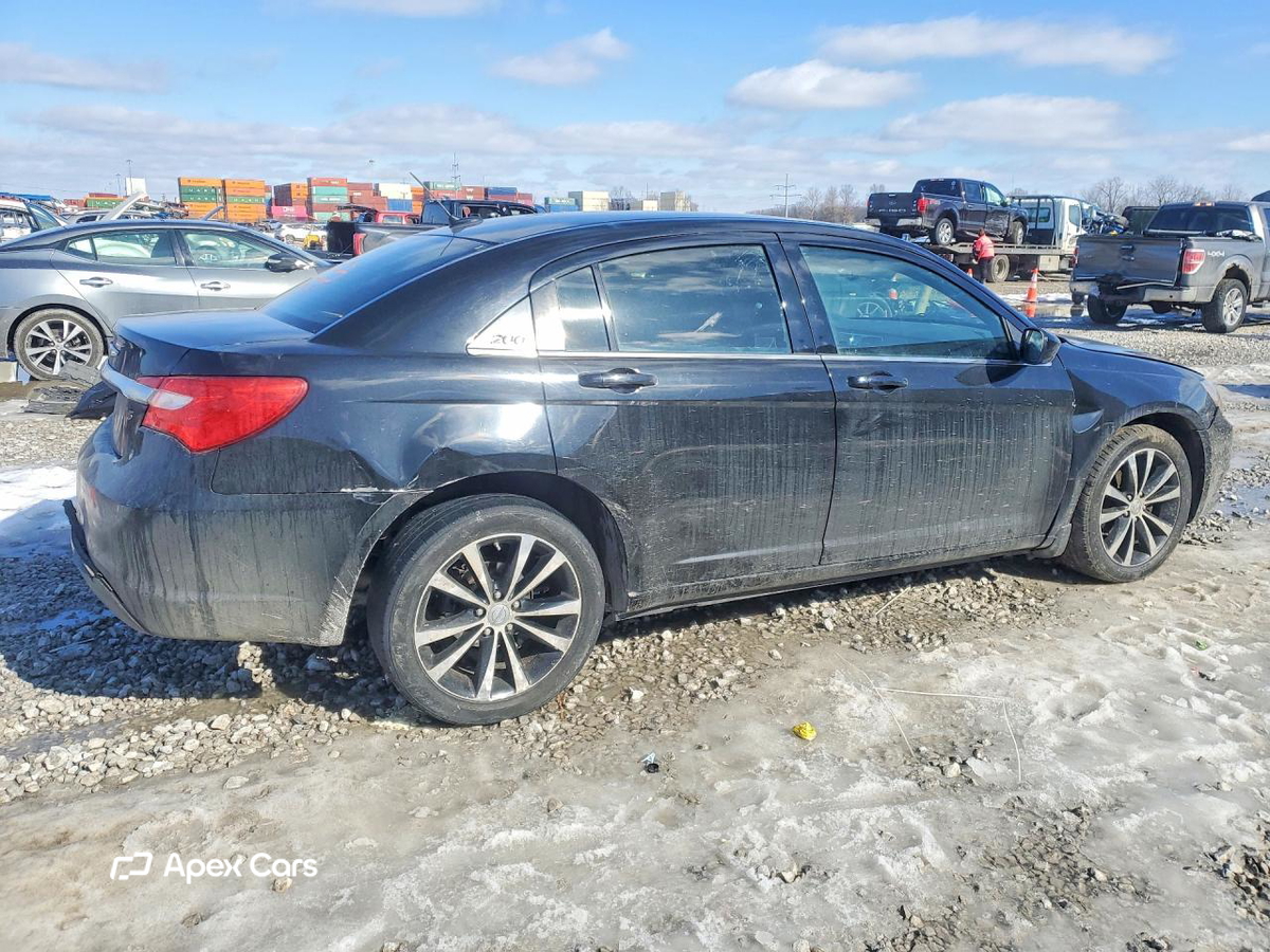 Chrysler 200 2011