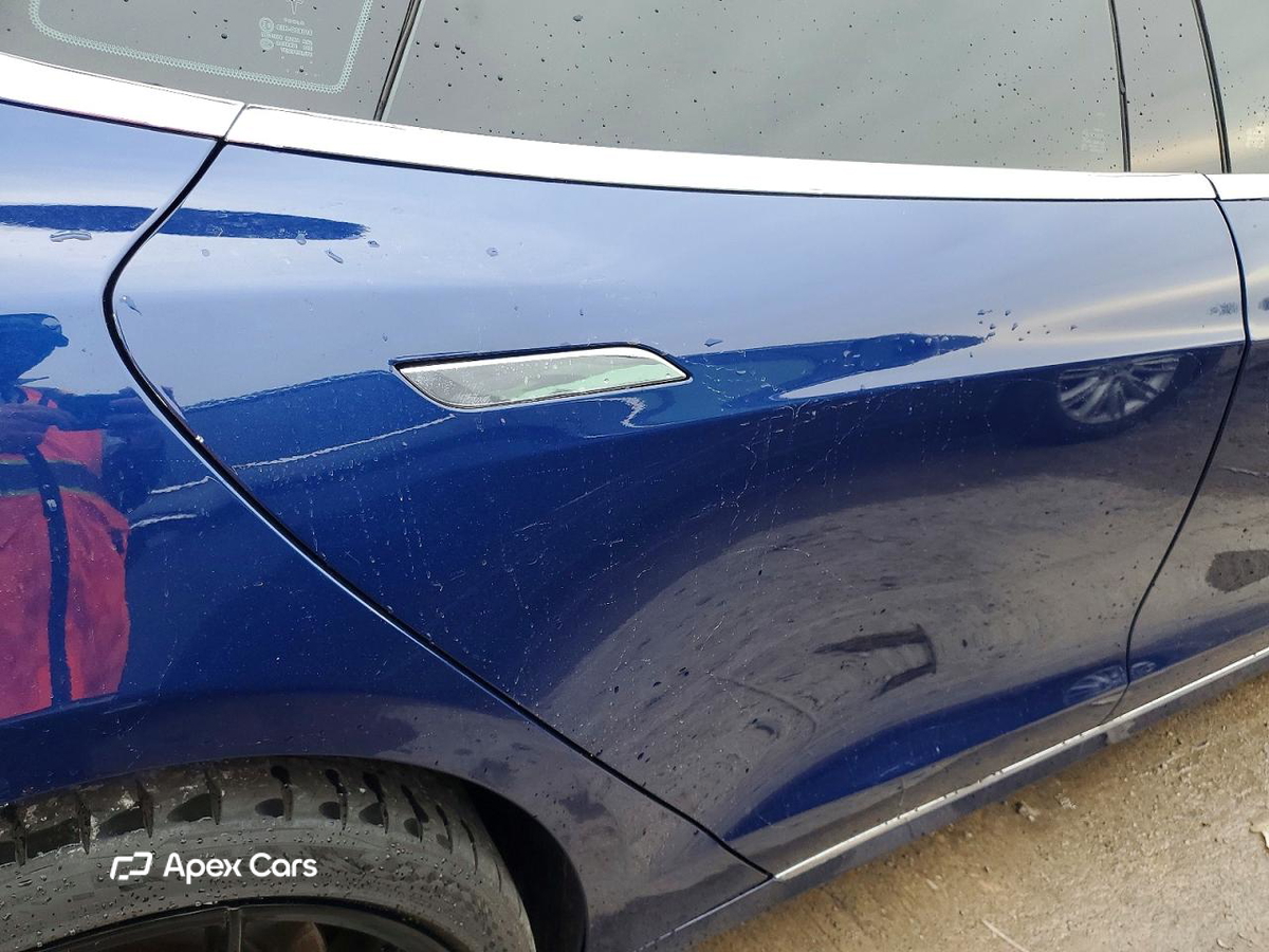 Tesla Model S 2016