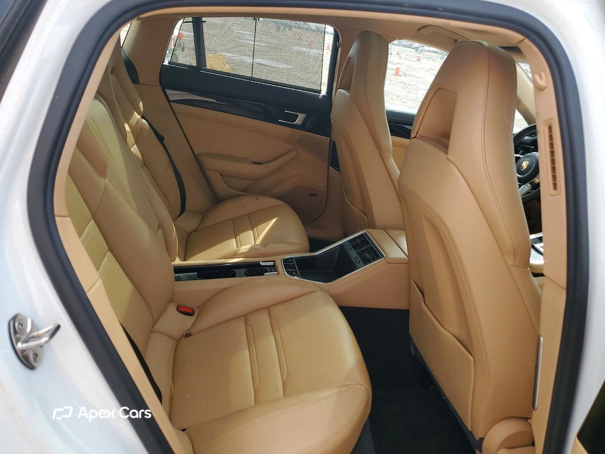 Porsche Panamera 2018