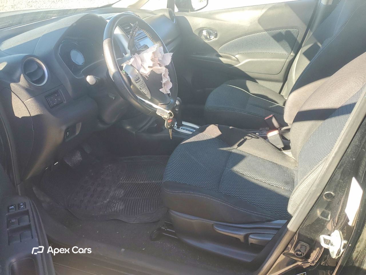 Nissan Versa 2016