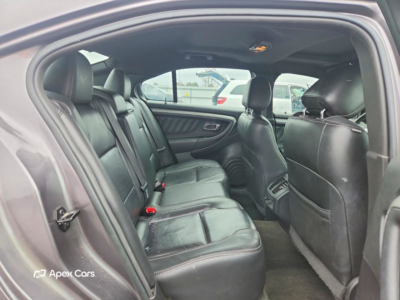 Ford Taurus 2013