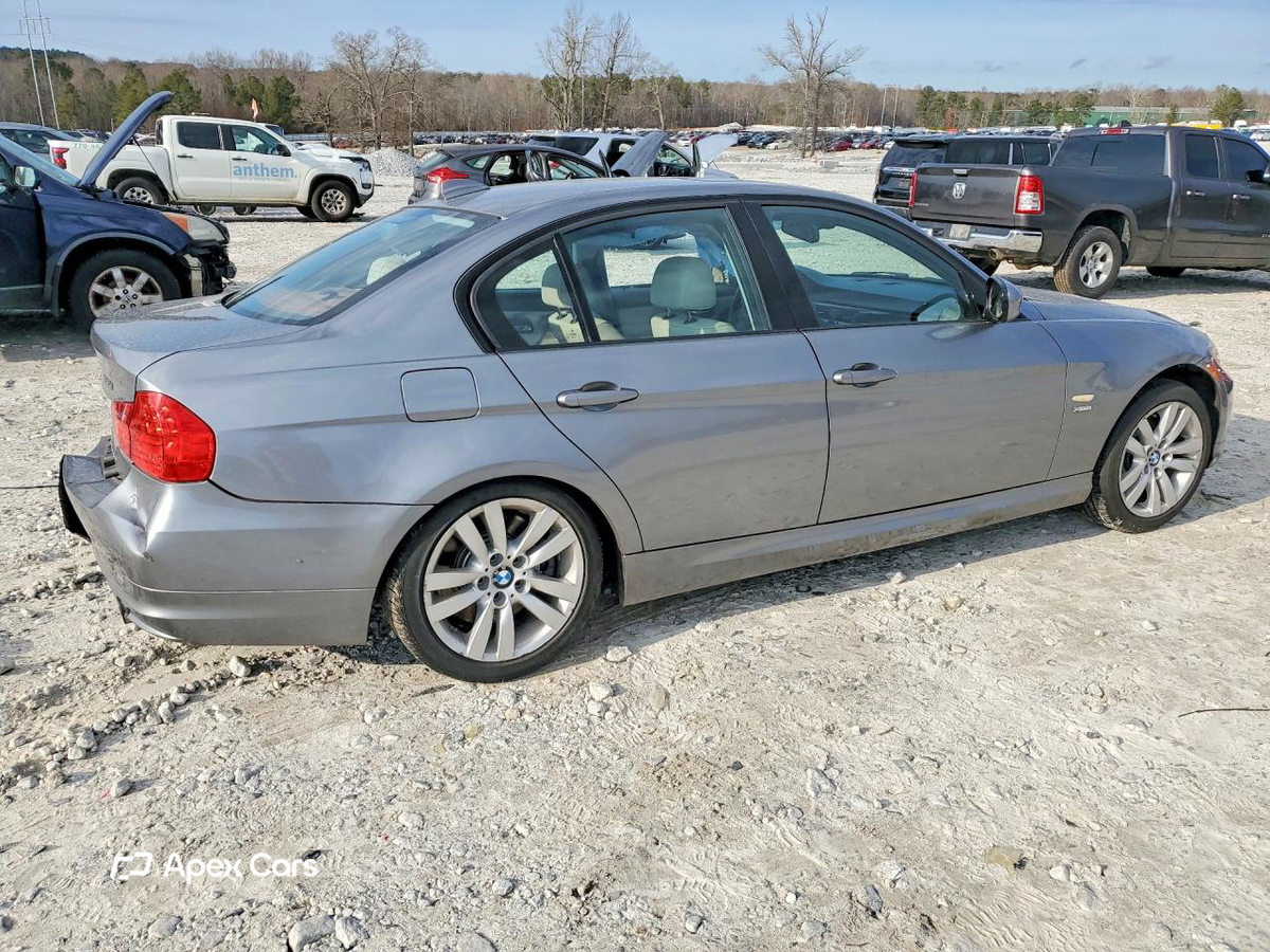 BMW Series 3 2011