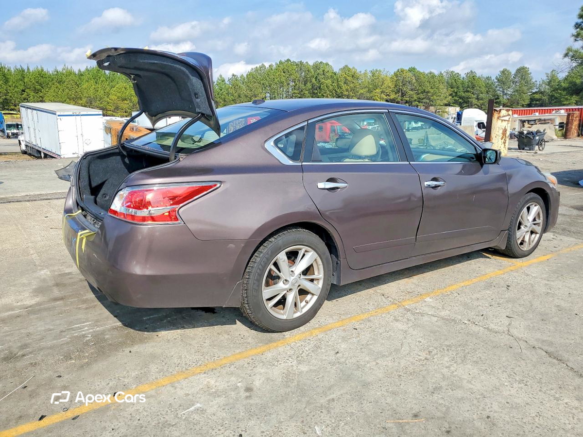 Nissan Altima 2015