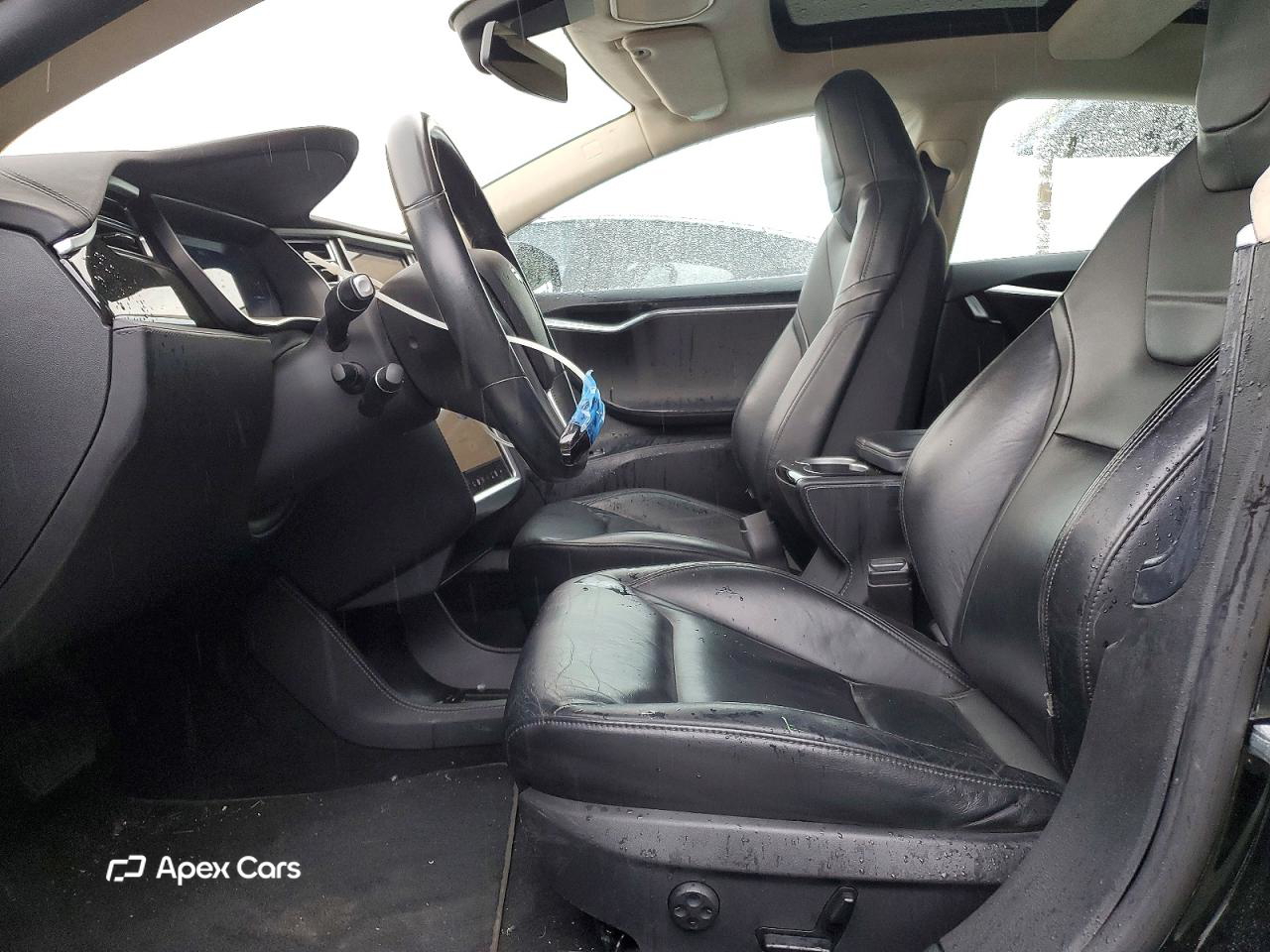Tesla Model S 2015