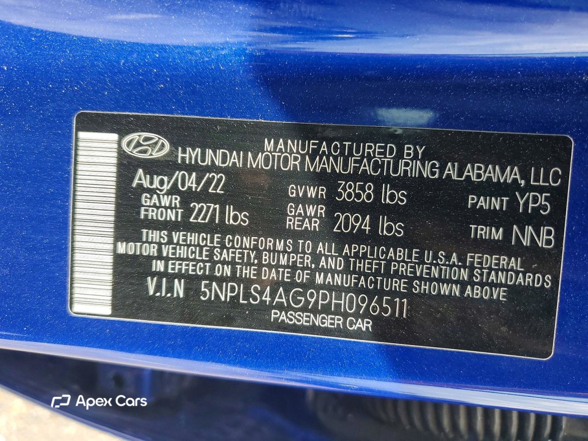 Hyundai Elantra 2023