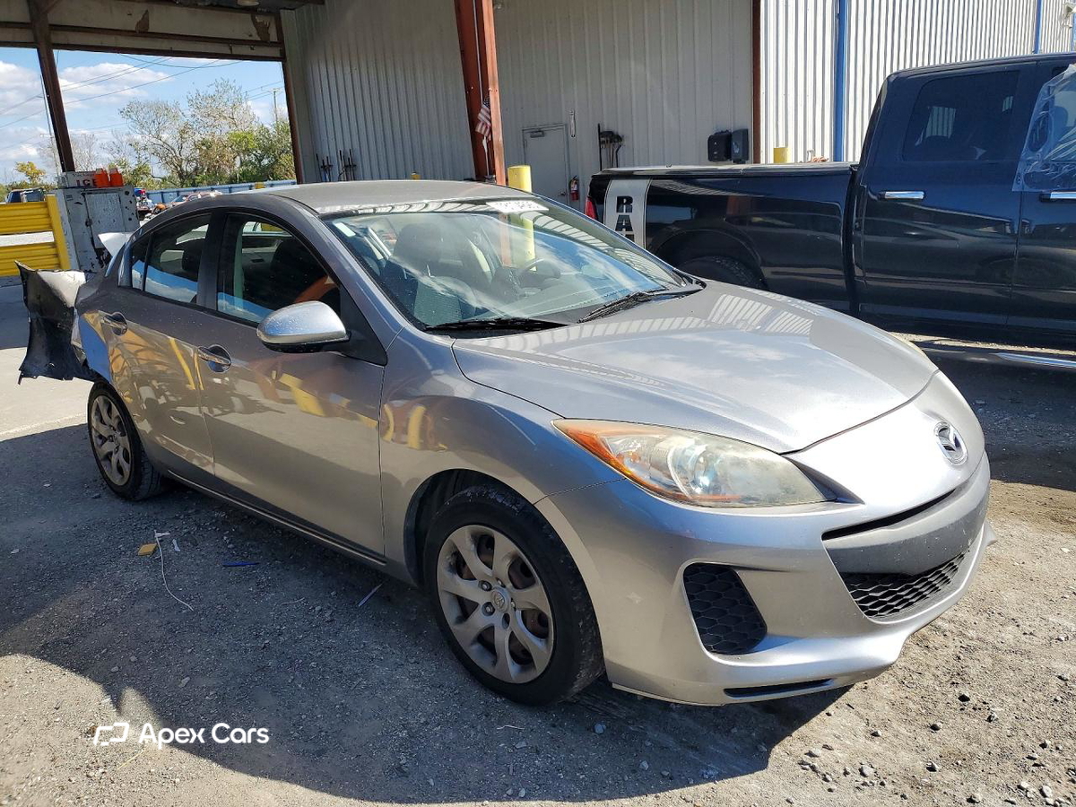 Mazda 3 2013