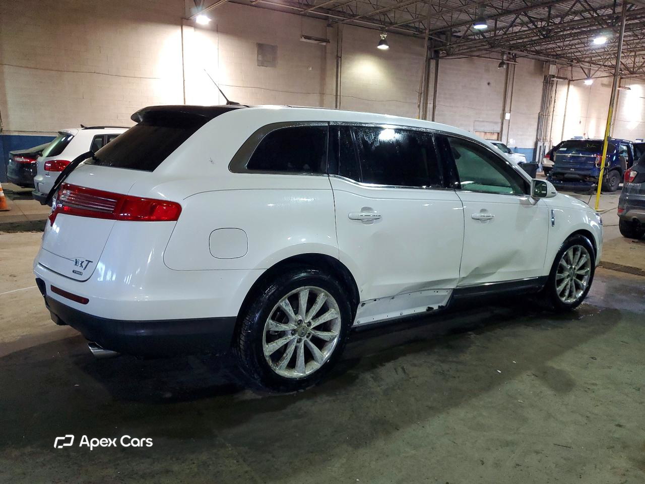 Lincoln MKT 2012