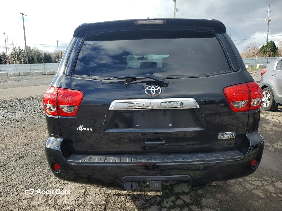 Toyota Sequoia 2013