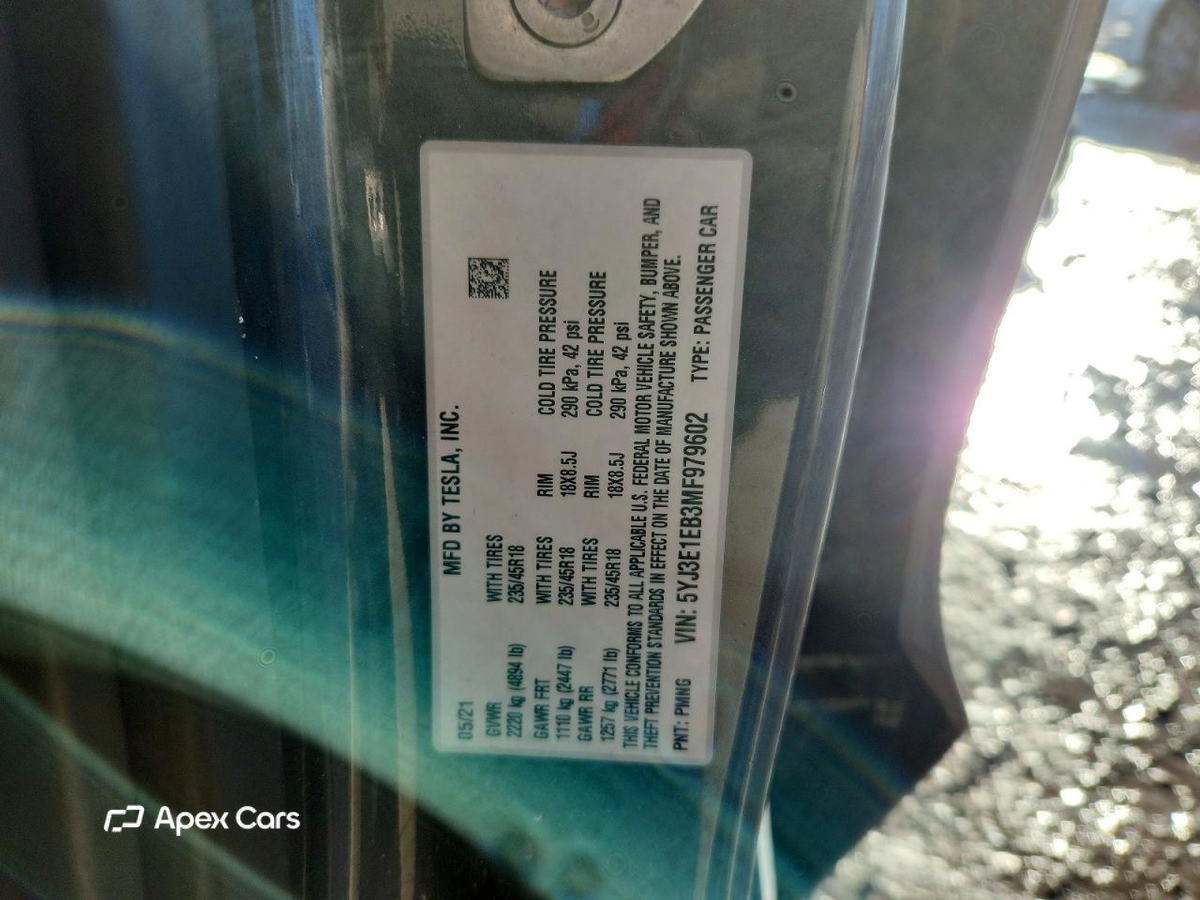 Tesla Model 3 2021