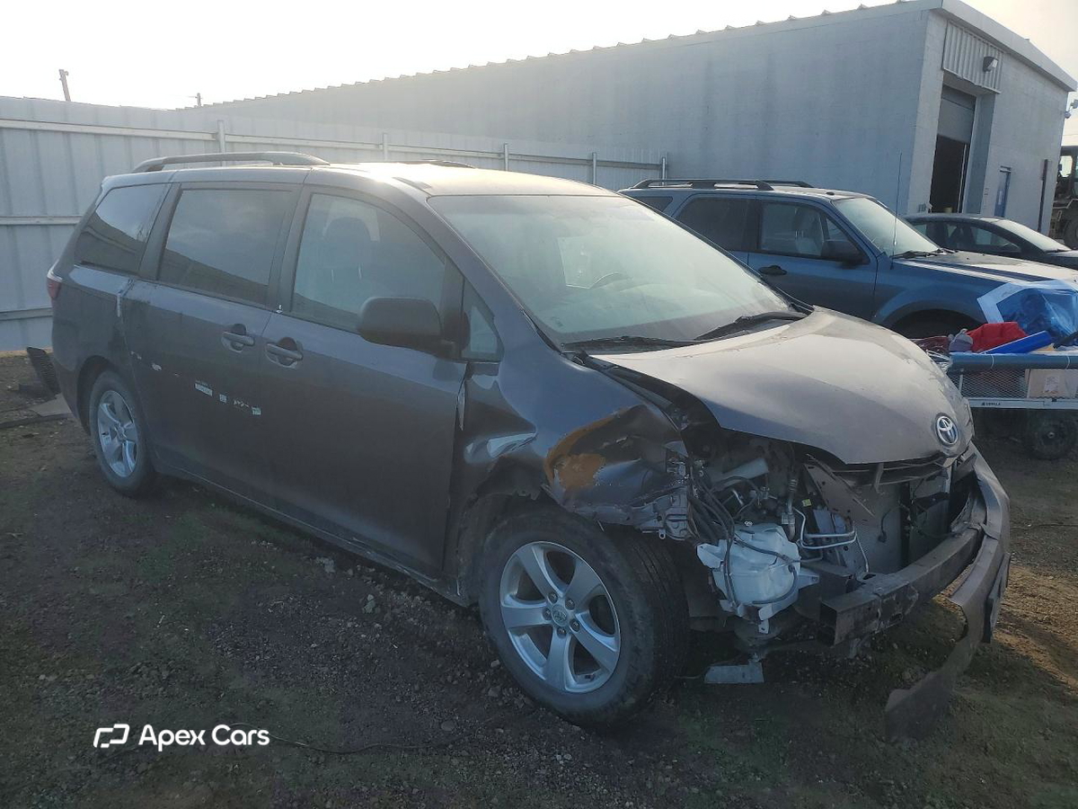 Toyota Sienna 2015