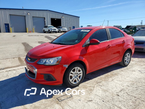 Chevrolet Sonic 2017 - Image 1 of 12