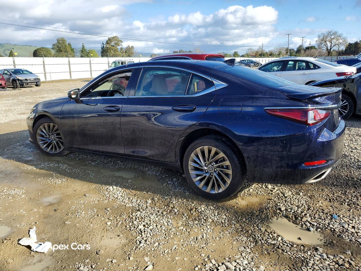 Lexus ES 2025