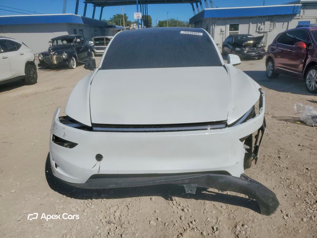 Tesla Model Y 2026