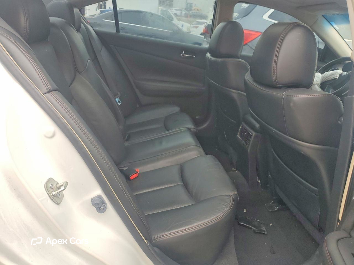 Nissan Maxima 2014