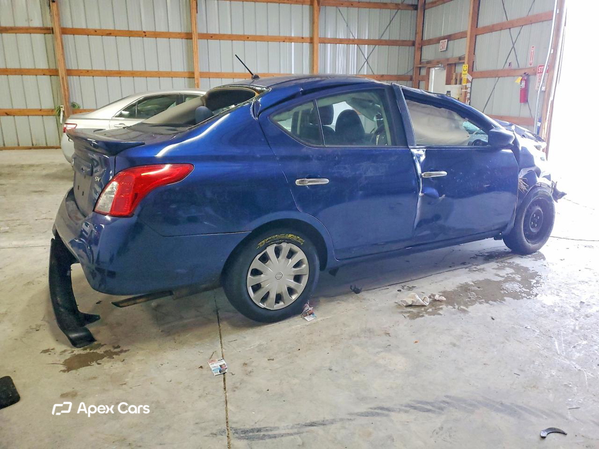 Nissan Versa 2019