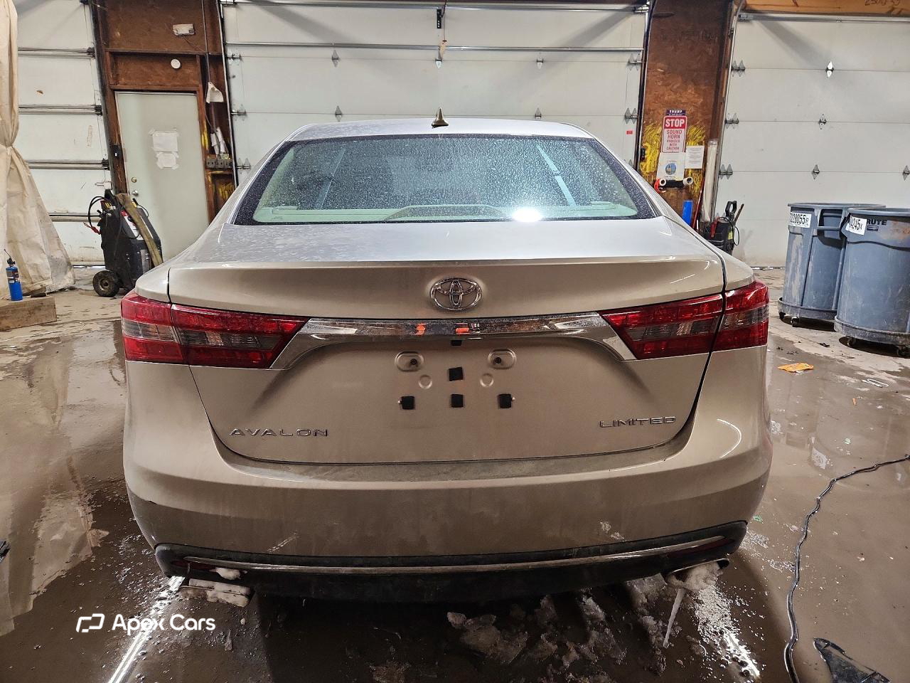 Toyota Avalon 2016